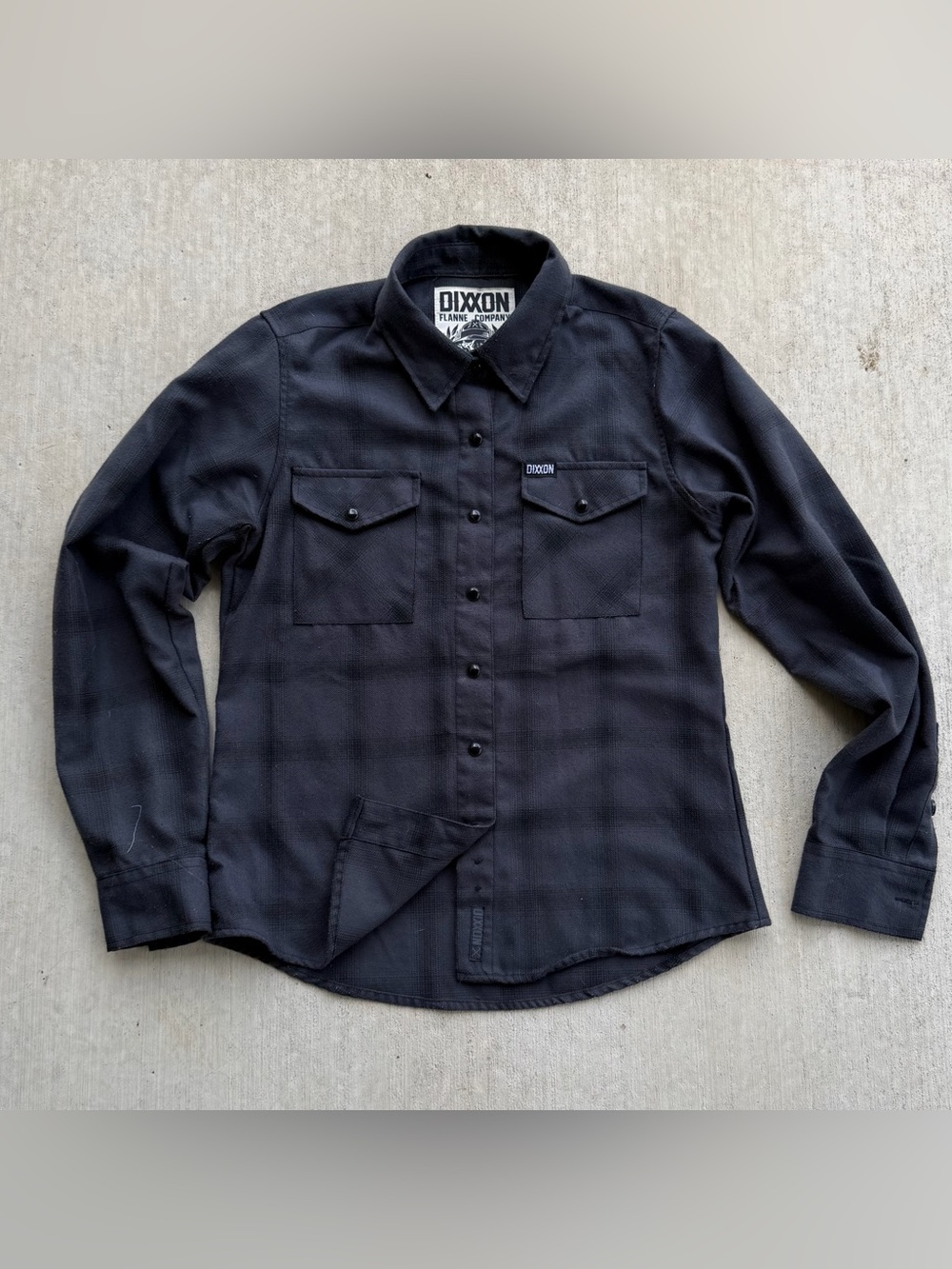 Dixxon Flannel Co Shirt The Grayscale Men Size Small Pearl Snap